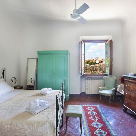 A Postcard View In A Vintage Apartment Floransa Dış mekan fotoğraf